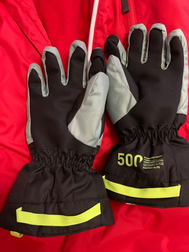 Mono sky y guantes para nieve niño/a de 6-8 años