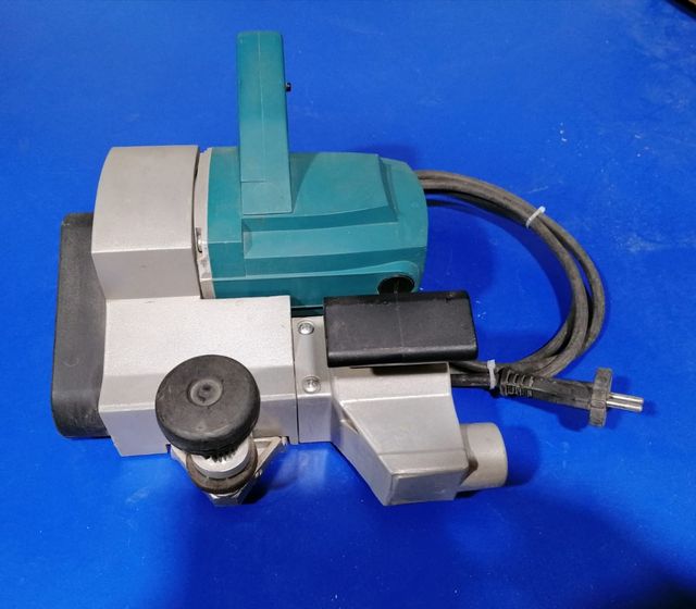 Enrasadora virutex AP98