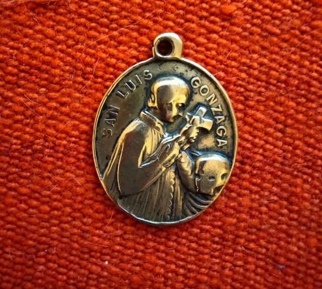 Medalla antigua de San Luis Gonzaga
