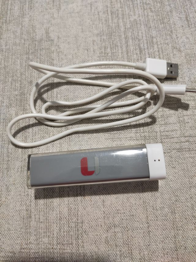 Batería externa 2500 mAh