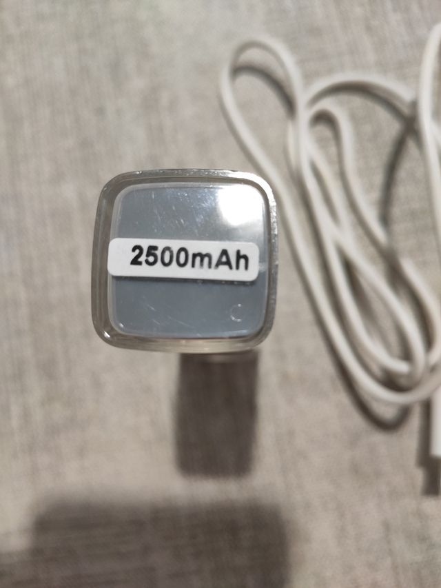 Batería externa 2500 mAh