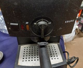 Cafetera automática. KRUPS de segunda mano por 30 EUR en Lerma en WALLAPOP