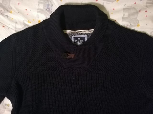 Camisola azul marinho