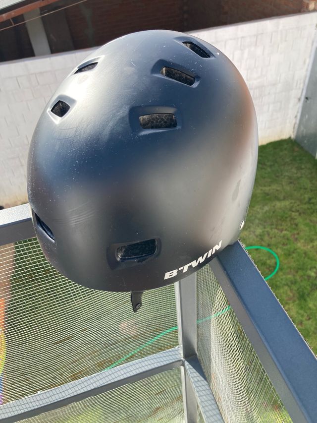 Casco bicicleta patín eléctrico o monopatin