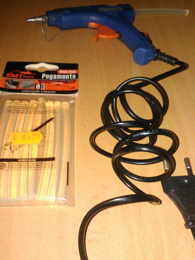 pistola de silicona caliente 