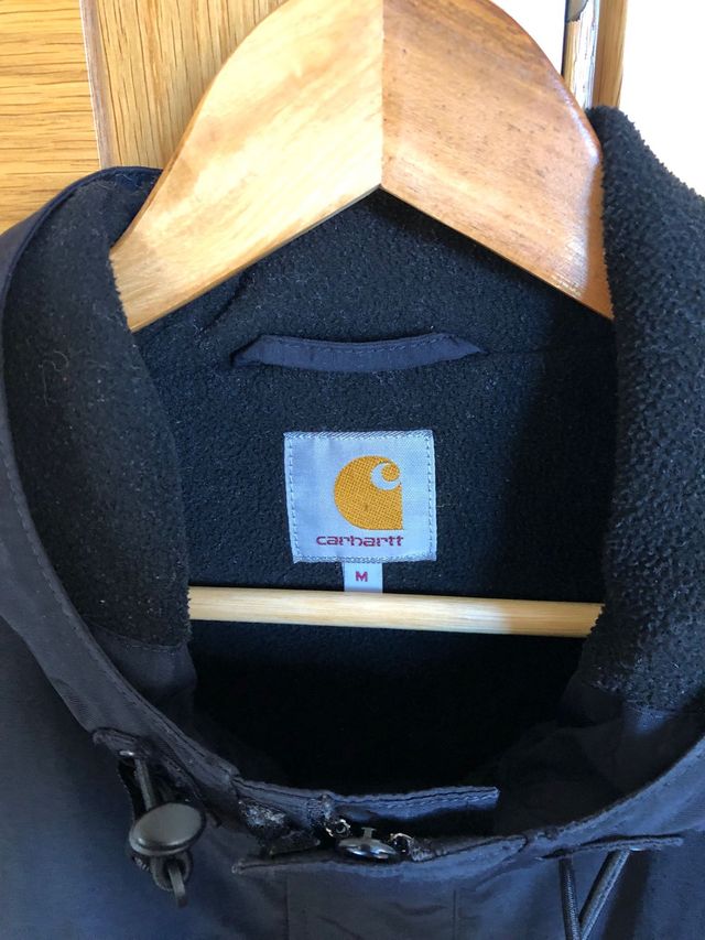 Abrigo Carhartt negro