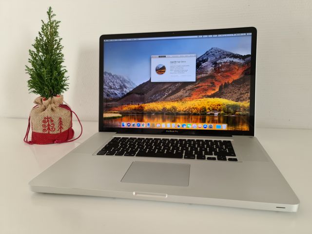 Apple MacBook Pro 8,3 A1297 i7 2,4 17 Princip 2011