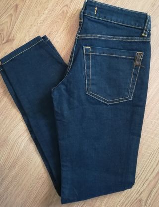 Jeans Mujer Talle 36. Sin Bolsillo Atrás. Excelente Estado. - Comprá en San  Juan