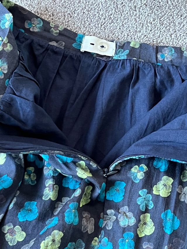 Conjunto falda y chaquetilla