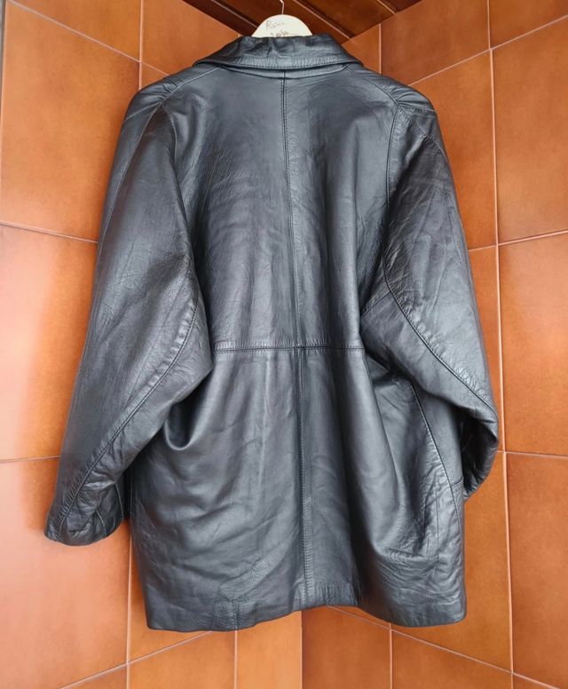 Abrigo Yves Saint Laurent cuero