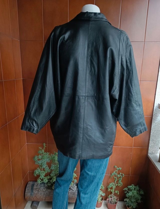 Abrigo Yves Saint Laurent cuero