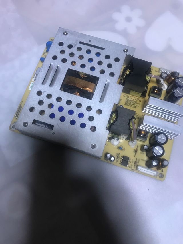 fuente para tele DAEVOO modeloDLP-32B3