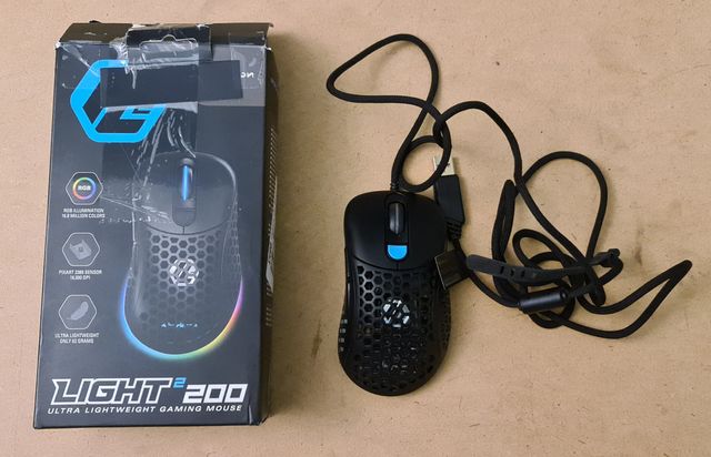 Sharkoon Light² 200