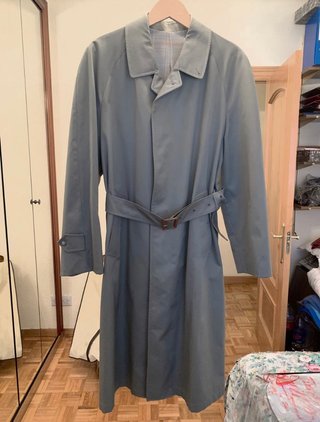 Gabardina de Yves Saint Laurent de segunda mano por 300 EUR en Palencia en  WALLAPOP
