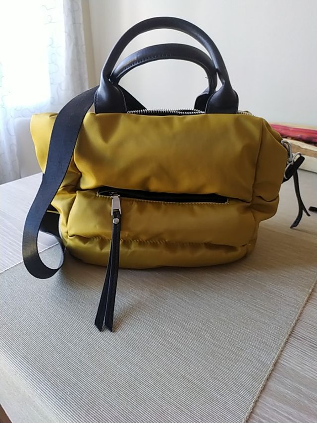 Bolso acolchado ocre