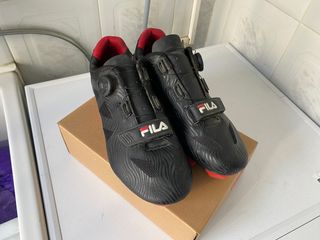 Se vende zapatillas ciclismo fila 42 de segunda mano por 35 EUR en  Pozoblanco en WALLAPOP
