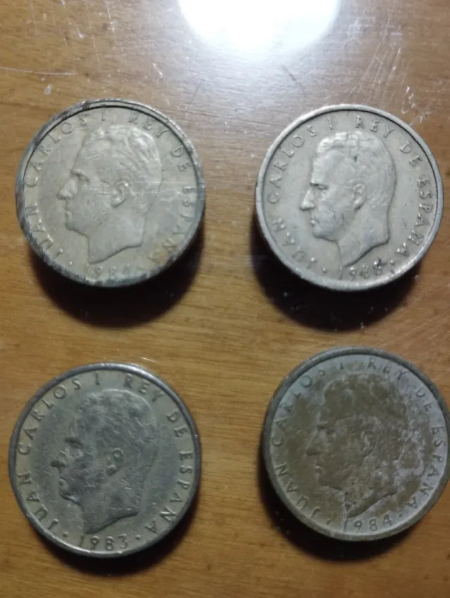 lote 4 monedas de 100 pts
