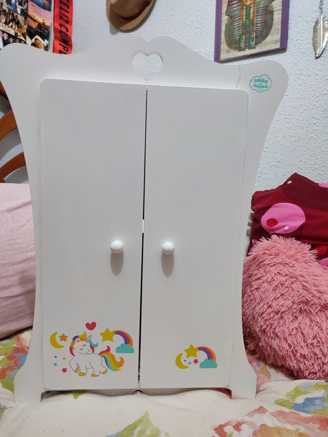 Armario de juguete