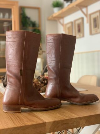 Botas camperas de segunda mano por 49 EUR en Logroño en WALLAPOP