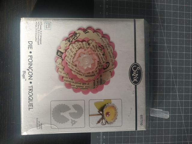 Fustella Sizzix 657116