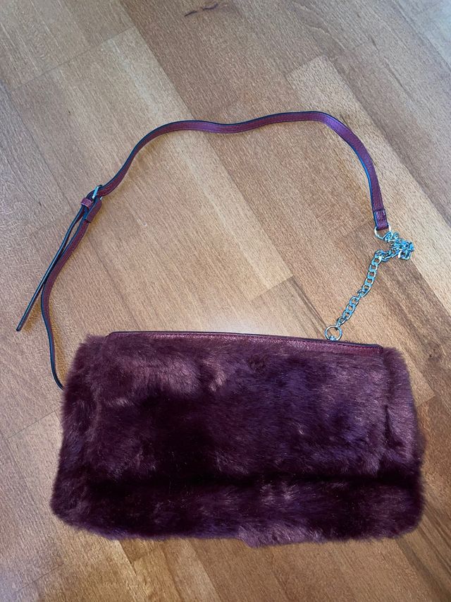 Bolsito de pelo granate