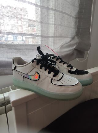 Nike AIR force 1\\/1 de segunda mano por 70 EUR en Sanxenxo en WALLAPOP