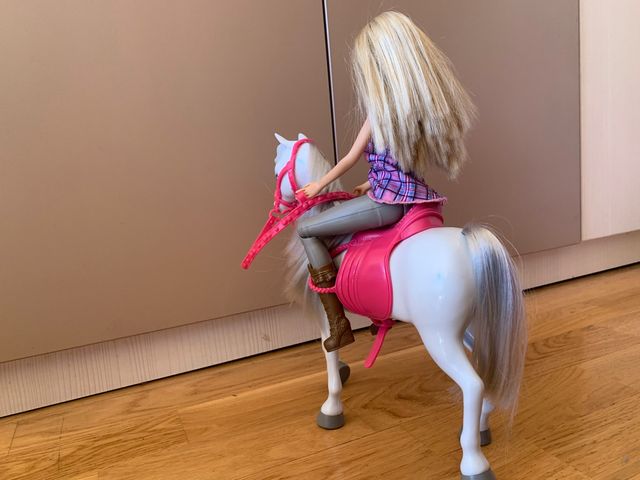 Barbie con caballo