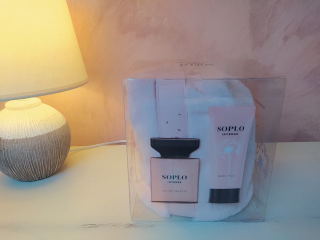 Neceser personal, crema corporal y colonia