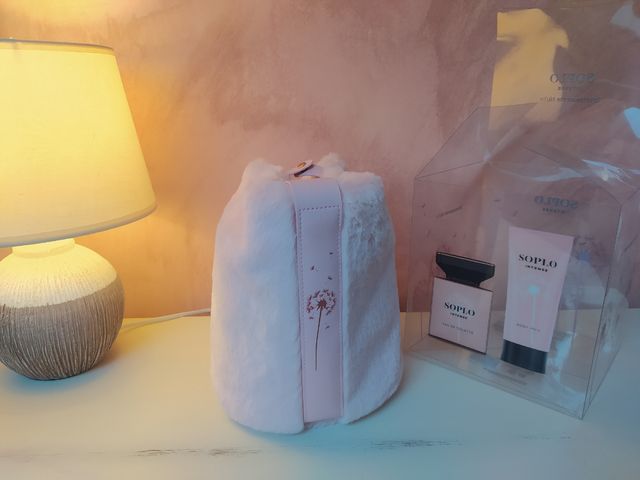 Neceser personal, crema corporal y colonia