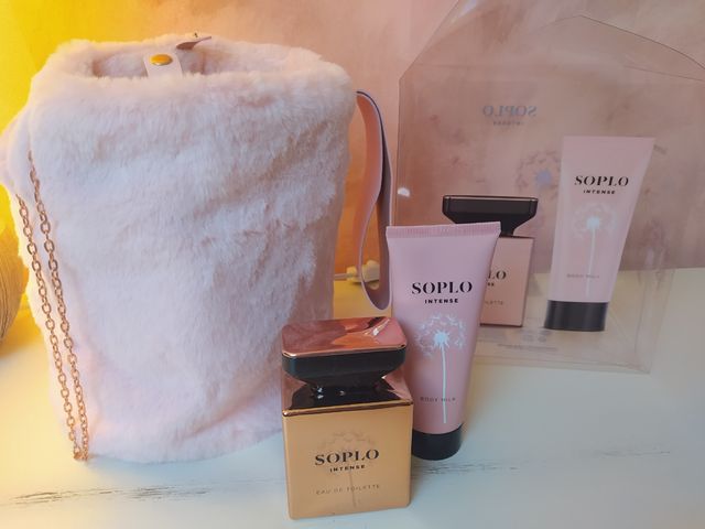 Neceser personal, crema corporal y colonia