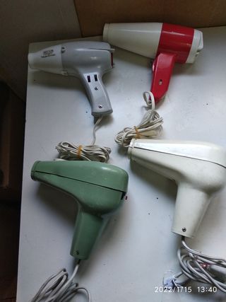 Secadores de pelo de segunda mano por 6 EUR en Molino de La Hoz en WALLAPOP