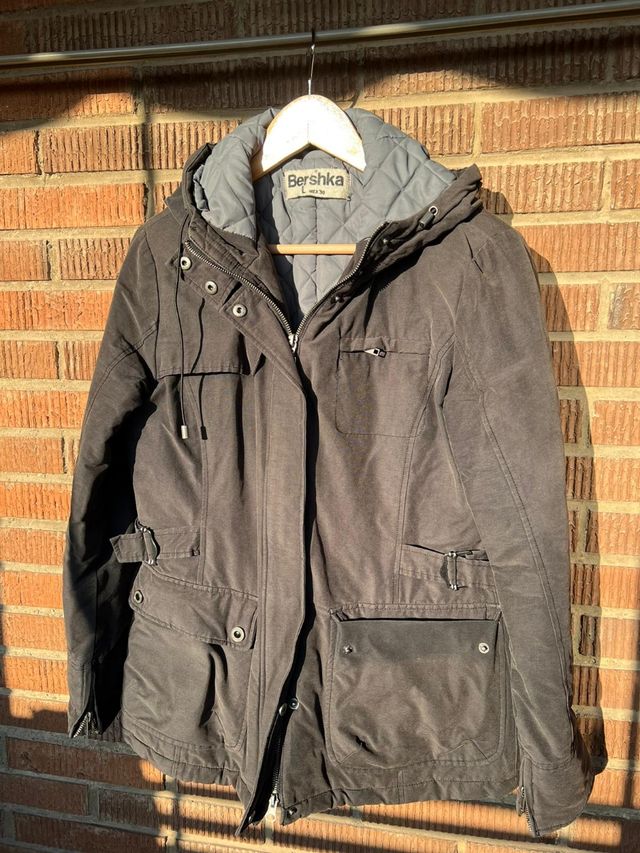 abrigo azul marino / gris