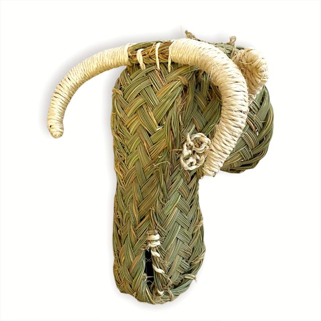 Cabeza de cabra de esparto