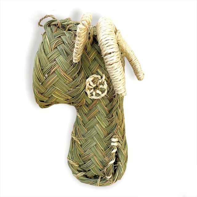 Cabeza de cabra de esparto