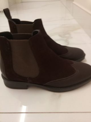 Botines piel 38 mujer PURAPIEL de segunda mano por 19 EUR en Zaragoza en  WALLAPOP