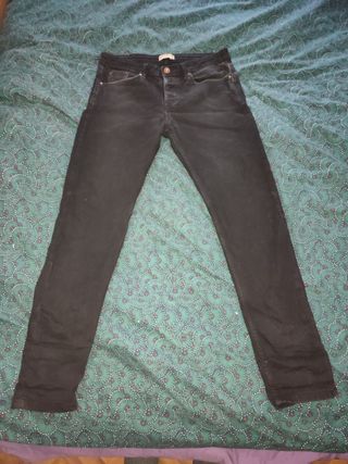 Pantalon negro 44 hombre lefties de segunda mano por 6 EUR en Madrid en  WALLAPOP
