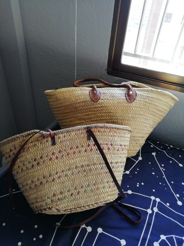 2 bolsos de rafia