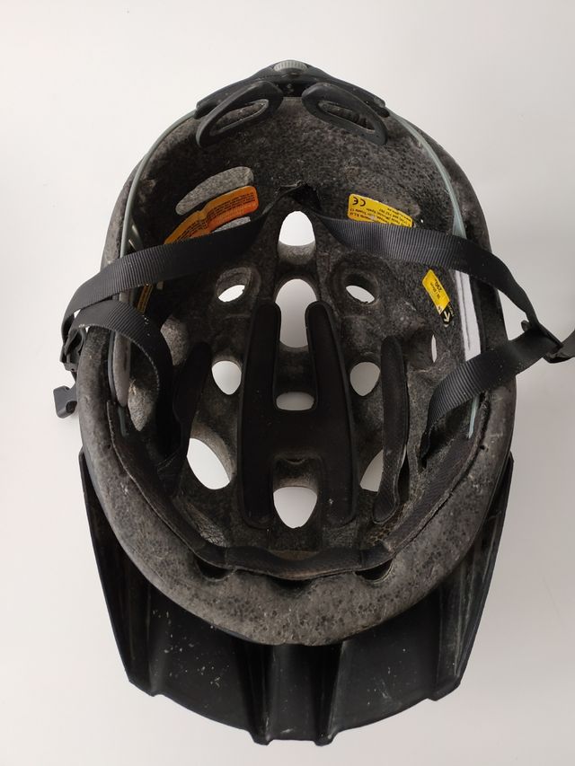 casco bici patinete Catlike modelo Leaf.