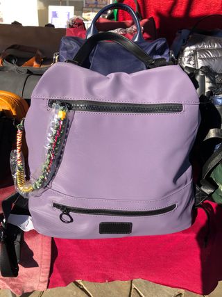 Mochila Negra de segunda mano en Pineda de Mar en WALLAPOP