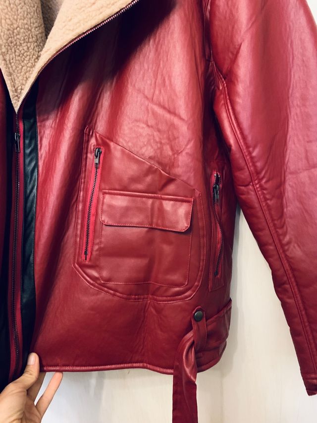 Cazadora burdeos 