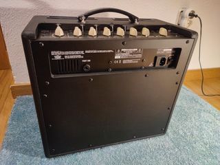 Amplificador VOX VT40 + 60W Valvetronix de segunda mano por 190 EUR en  Madrid en WALLAPOP