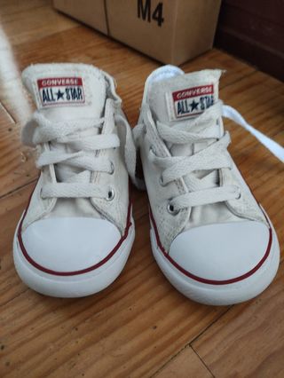 Converse blancas número 24 de segunda mano por 6 EUR en Lasarte ... اديداس جزم Converse blancas número 24 de segunda mano por 6 EUR en Lasarte ... اديداس جزم