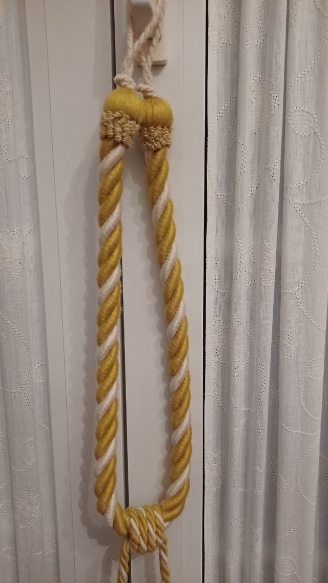 Alzapaños para cortinas