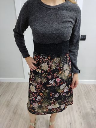 Vestido Rinascimento talla S de segunda mano por 16 EUR en Sant Boi de  Llobregat en WALLAPOP