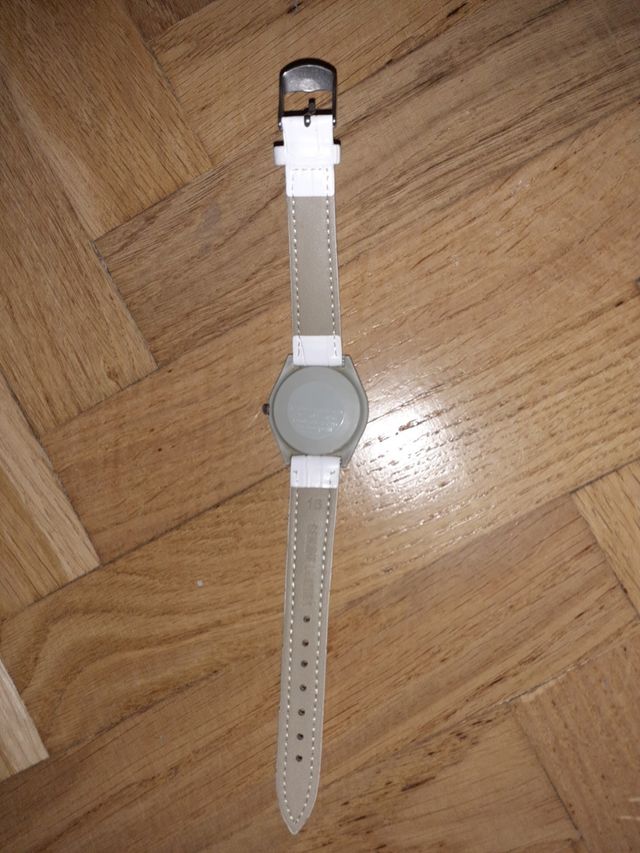 Swatch reloj. Correa nueva y pila cambiada.