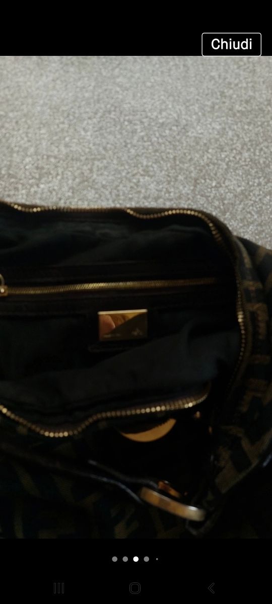 Firmatissima borsa fendi monogram vintage