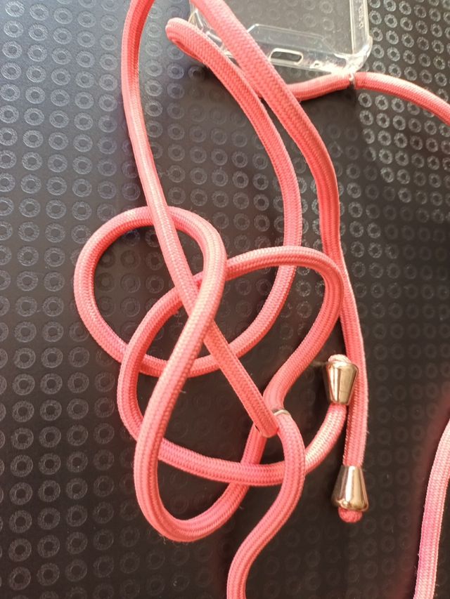 funda para colgar de móvil. sin usar
