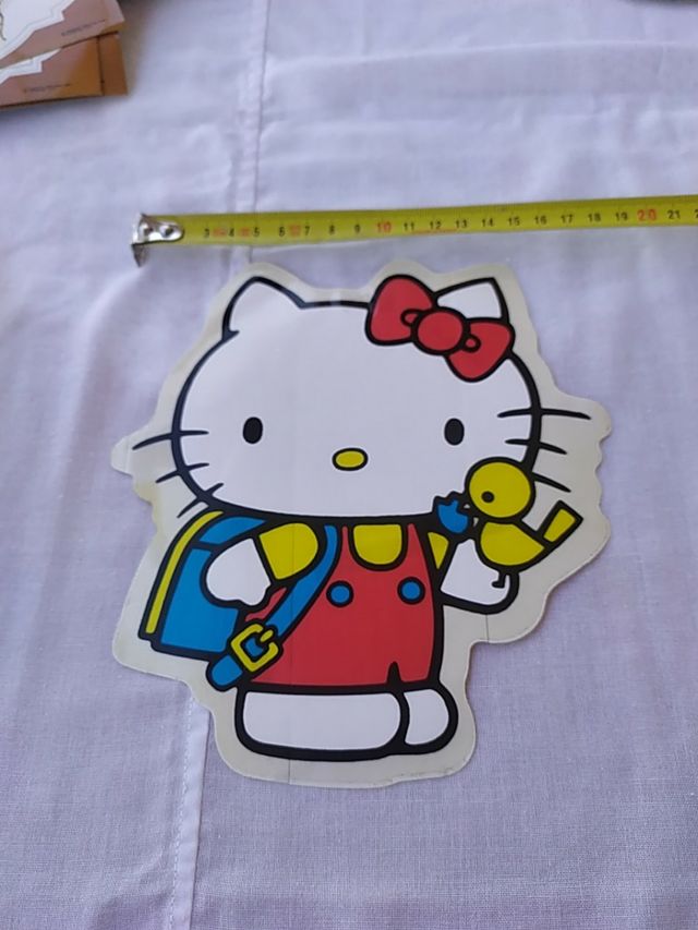 antigua pegatina hello kitty