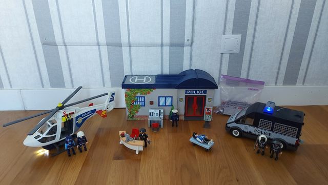 Policía Playmobil
