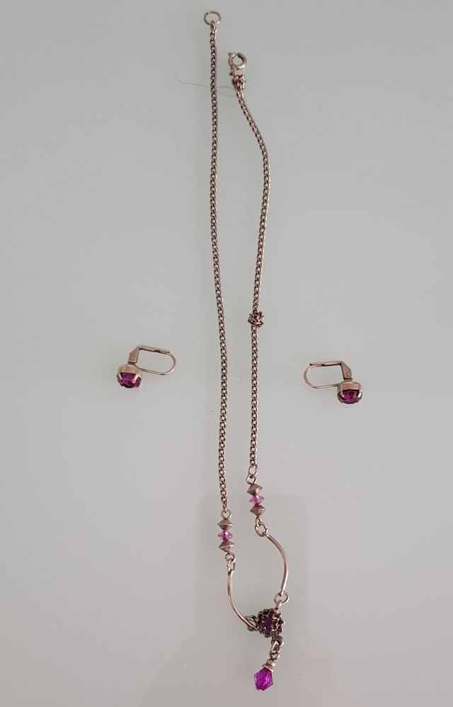 COLGATE Y PENDIENTES CON AMATISTA